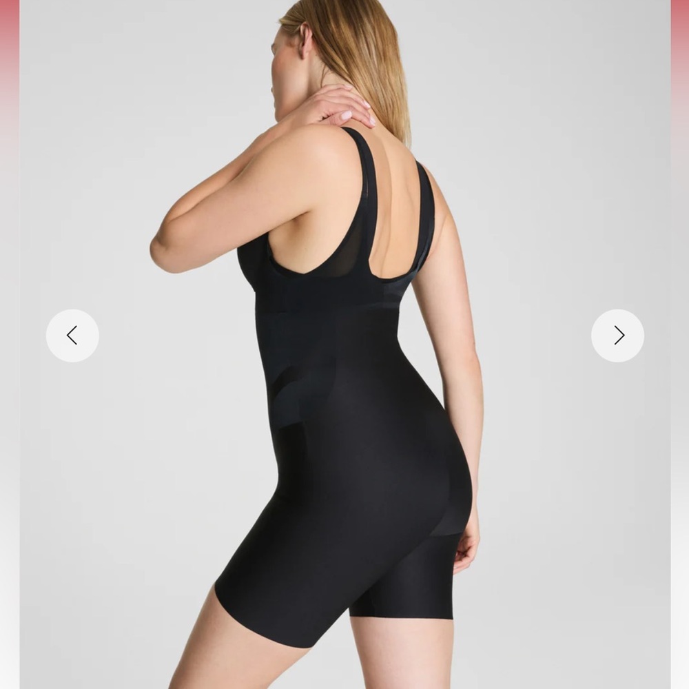 SPANX Thinstincts Open-Bust Mid-Thigh Bodysuit - Picture 2 of 9